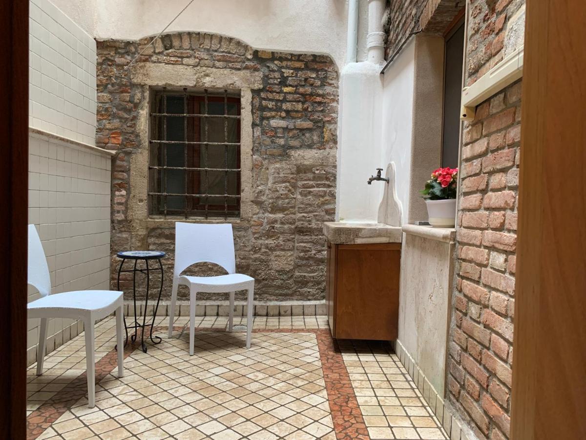 Rifugio Alle Vele Venesia Bagian luar foto